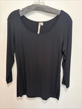 Comfy USA Black Scoop Neck Long Sleeve Top